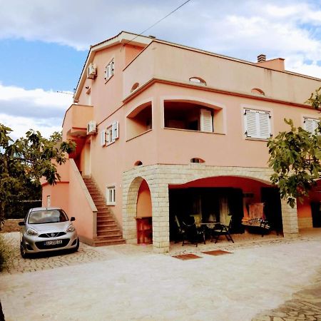 Apartments Ivanka G Malinska Extérieur photo