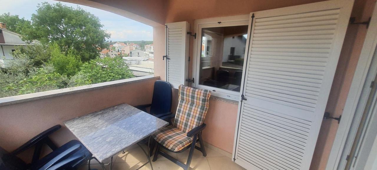 Apartments Ivanka G Malinska Extérieur photo