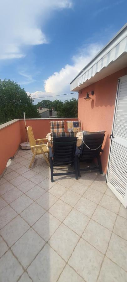 Apartments Ivanka G Malinska Extérieur photo