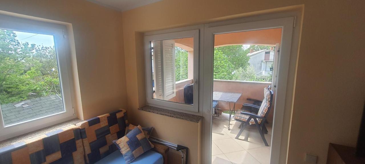 Apartments Ivanka G Malinska Extérieur photo