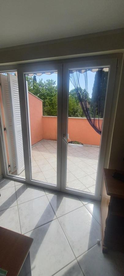 Apartments Ivanka G Malinska Extérieur photo