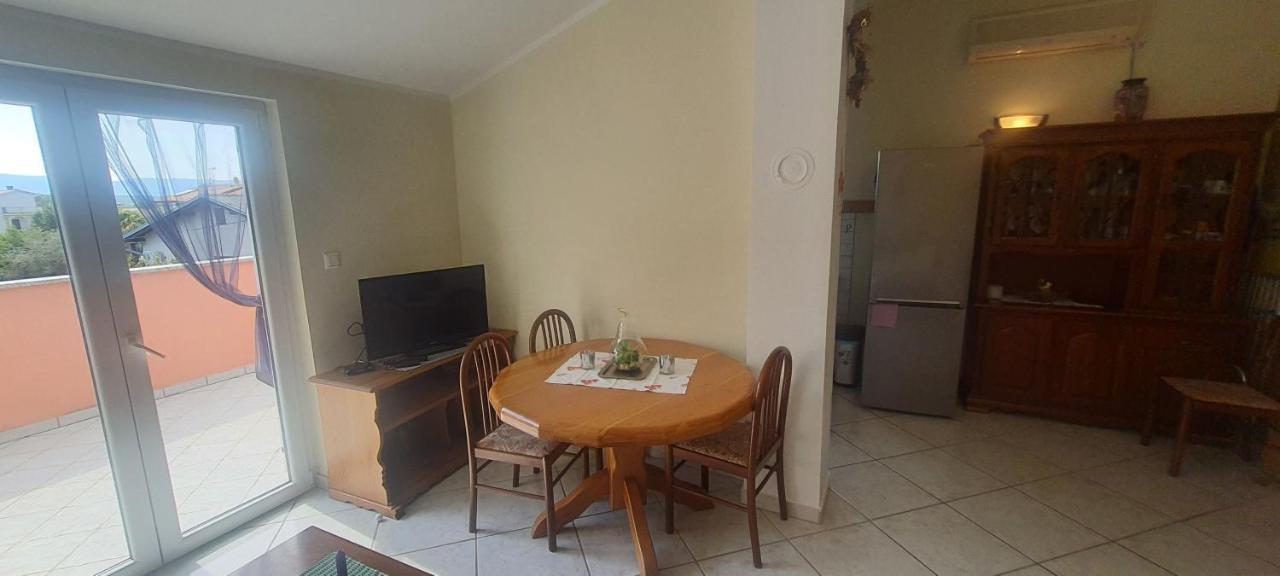 Apartments Ivanka G Malinska Extérieur photo