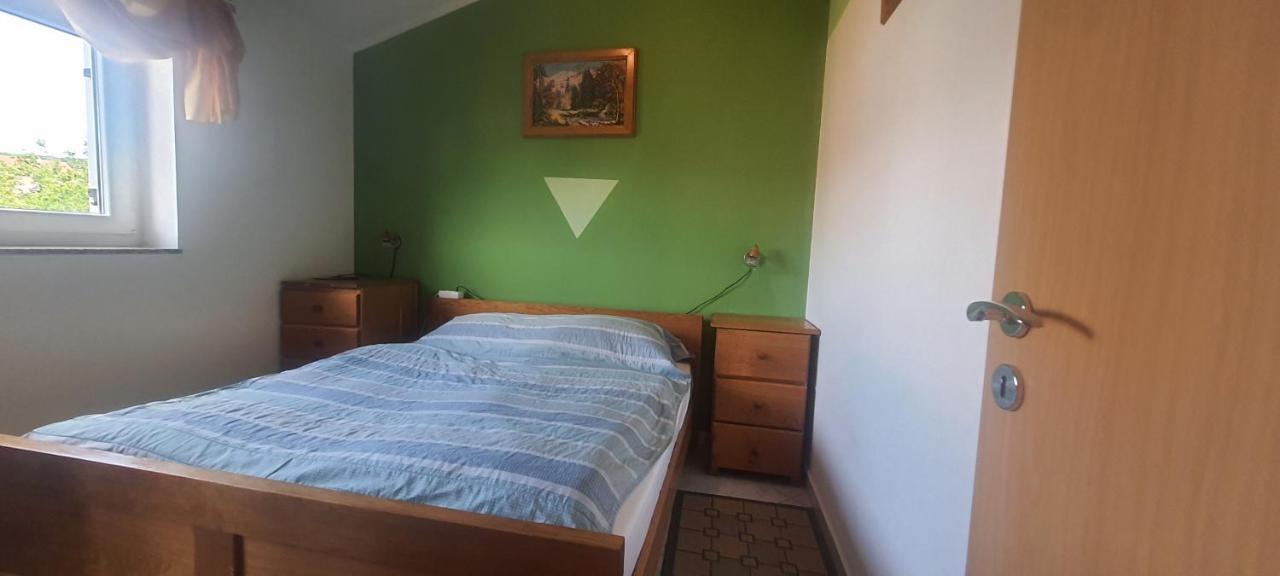 Apartments Ivanka G Malinska Extérieur photo
